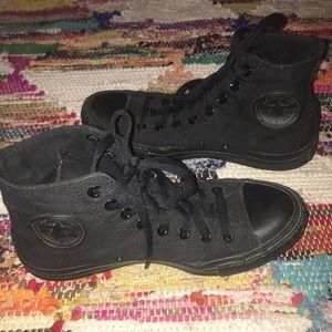 Black high top converse